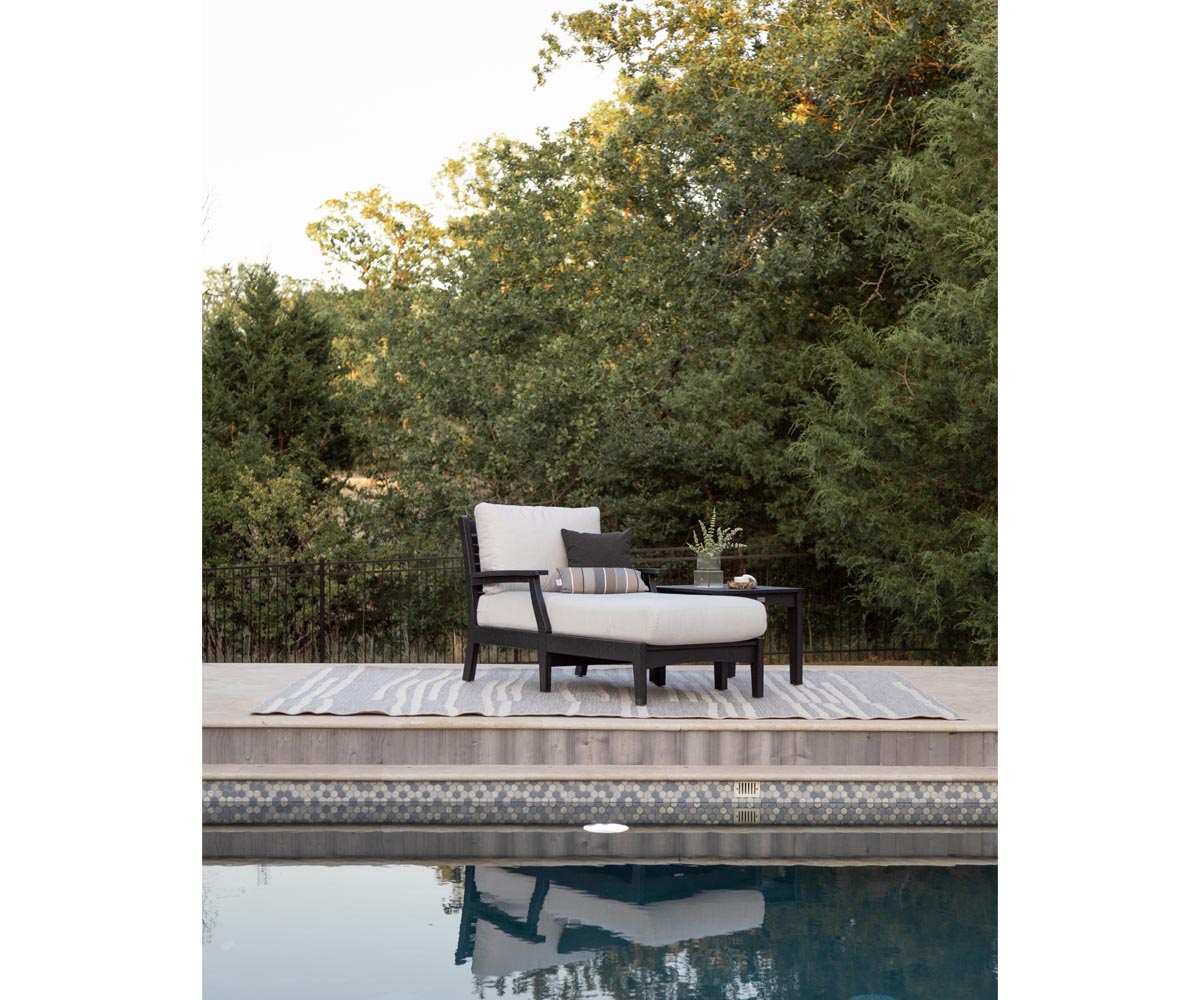 Classic Terrace Poolside Chaise Lounge